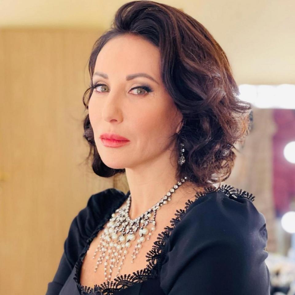 Алика Смехова