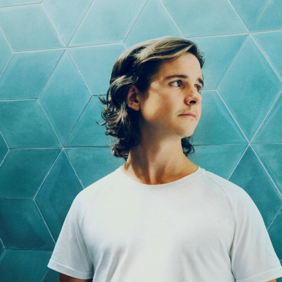 LUKAS GRAHAM