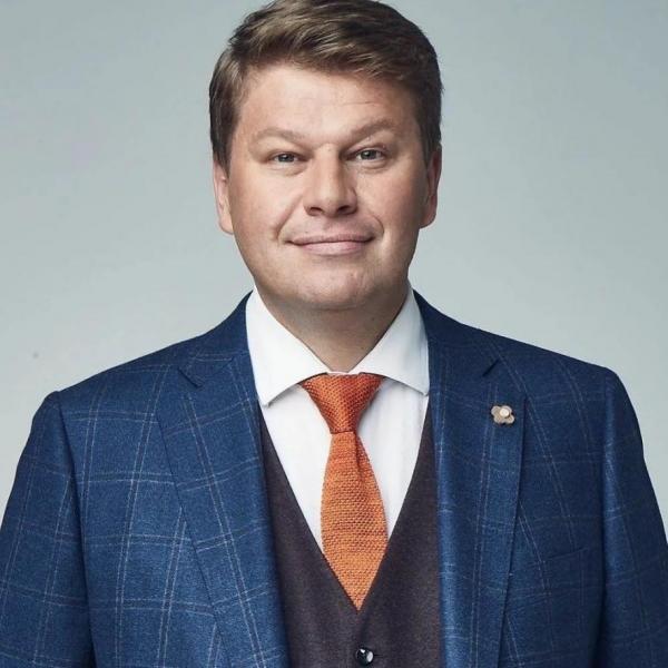 Дмитрий Губерниев