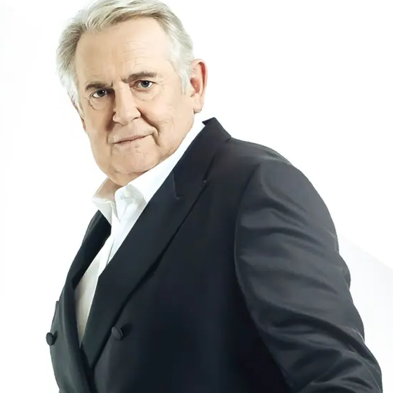 Юрий Стоянов