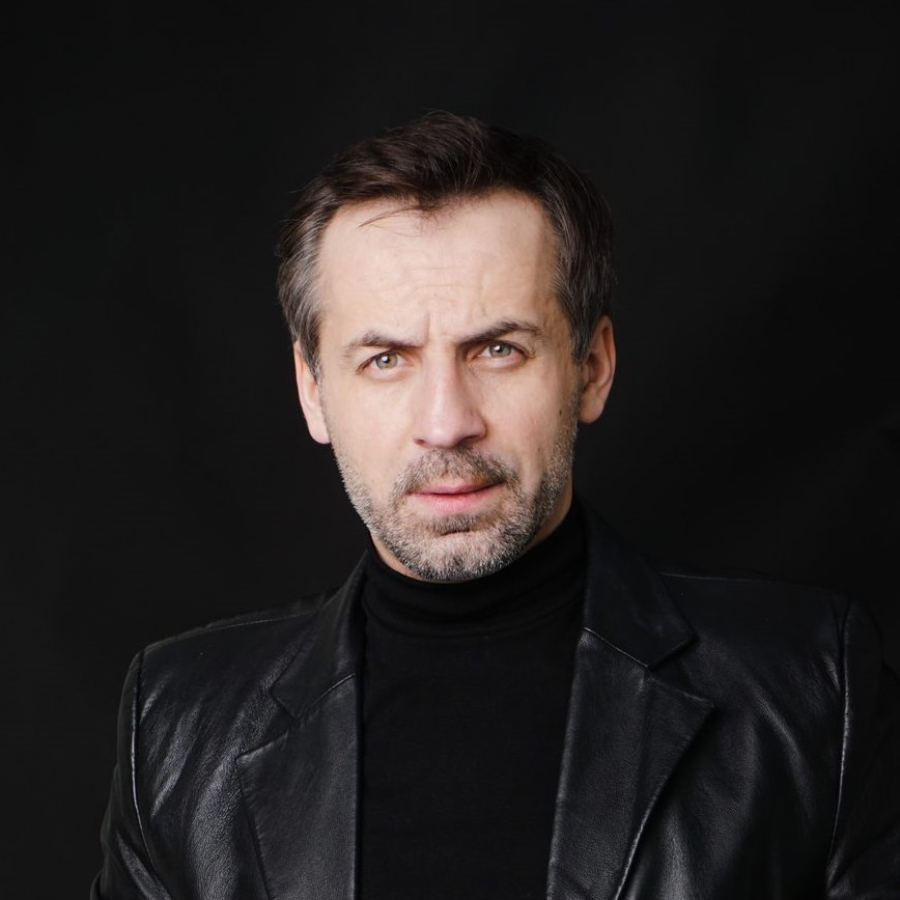Александр Бобров