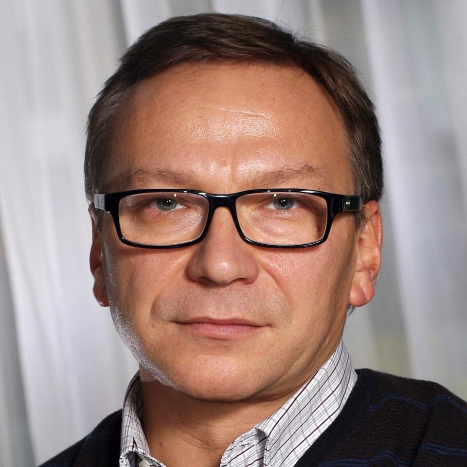 Игорь Угольников