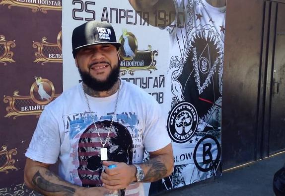 Приглашение MC Doni (Black Star inc.) в ресторан "Белый Попугай" город Владикавказ
